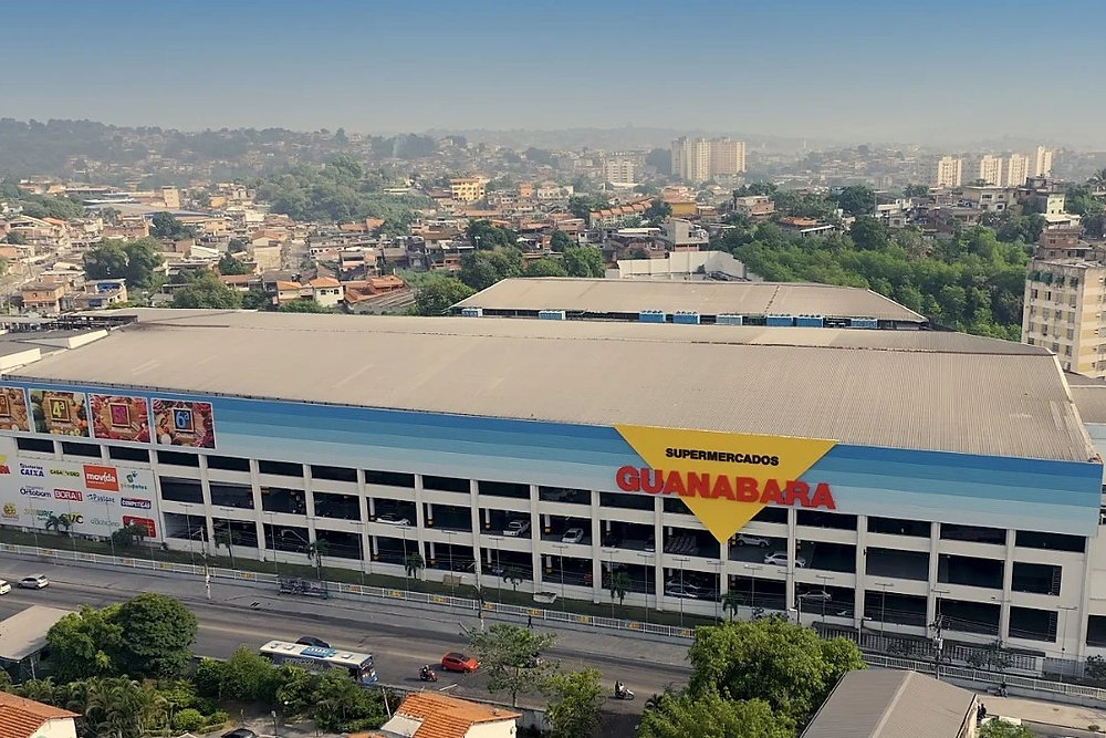 Guanabara supermarket sign